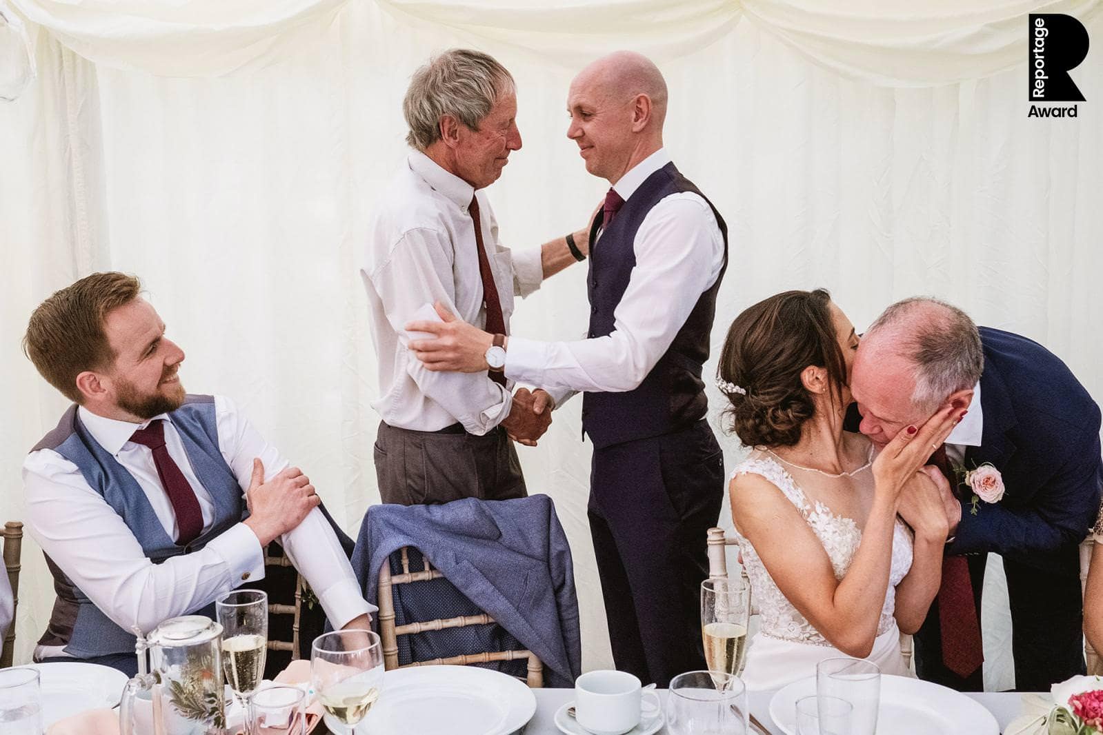 reportage wedding photography