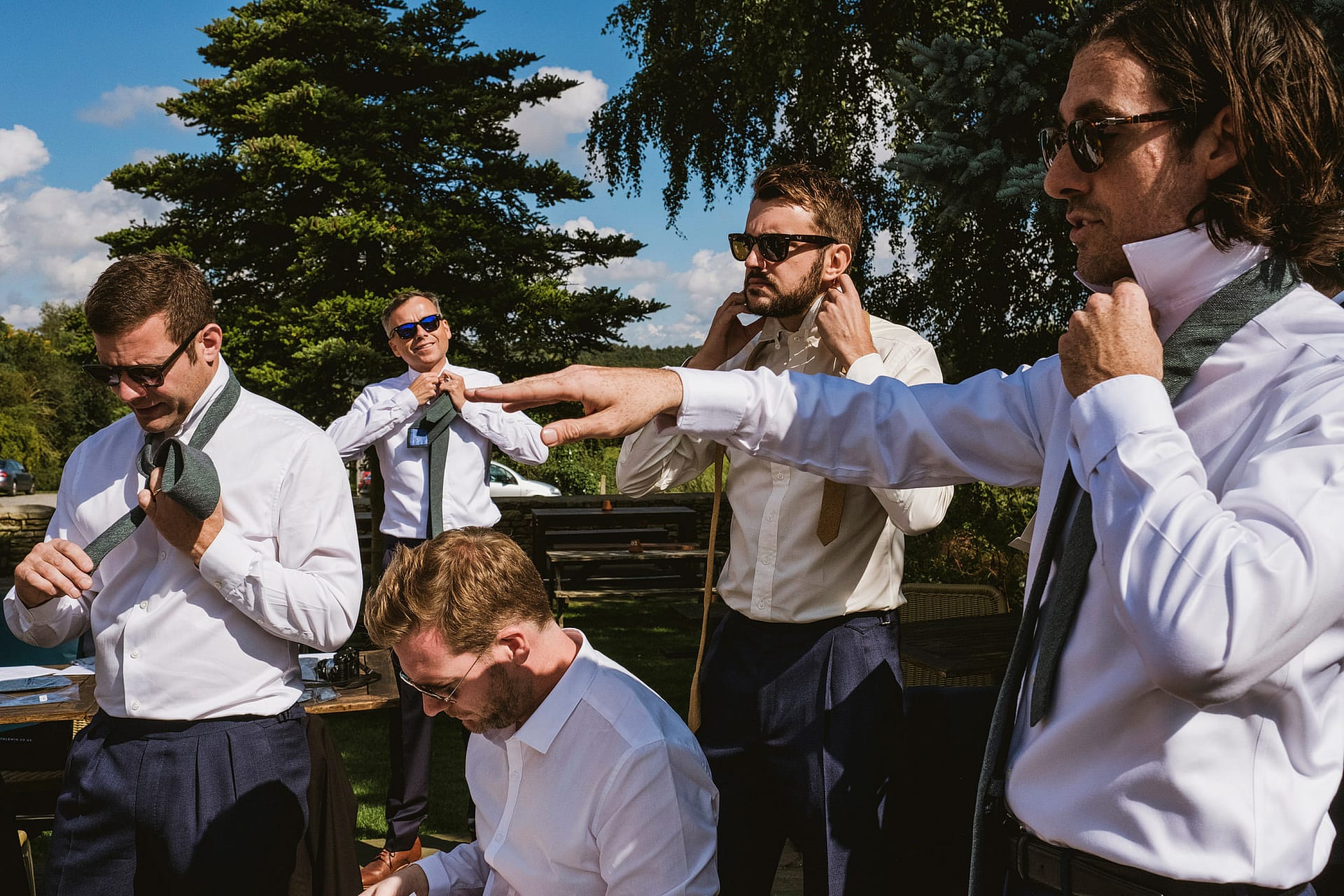 reportage wedding photographers