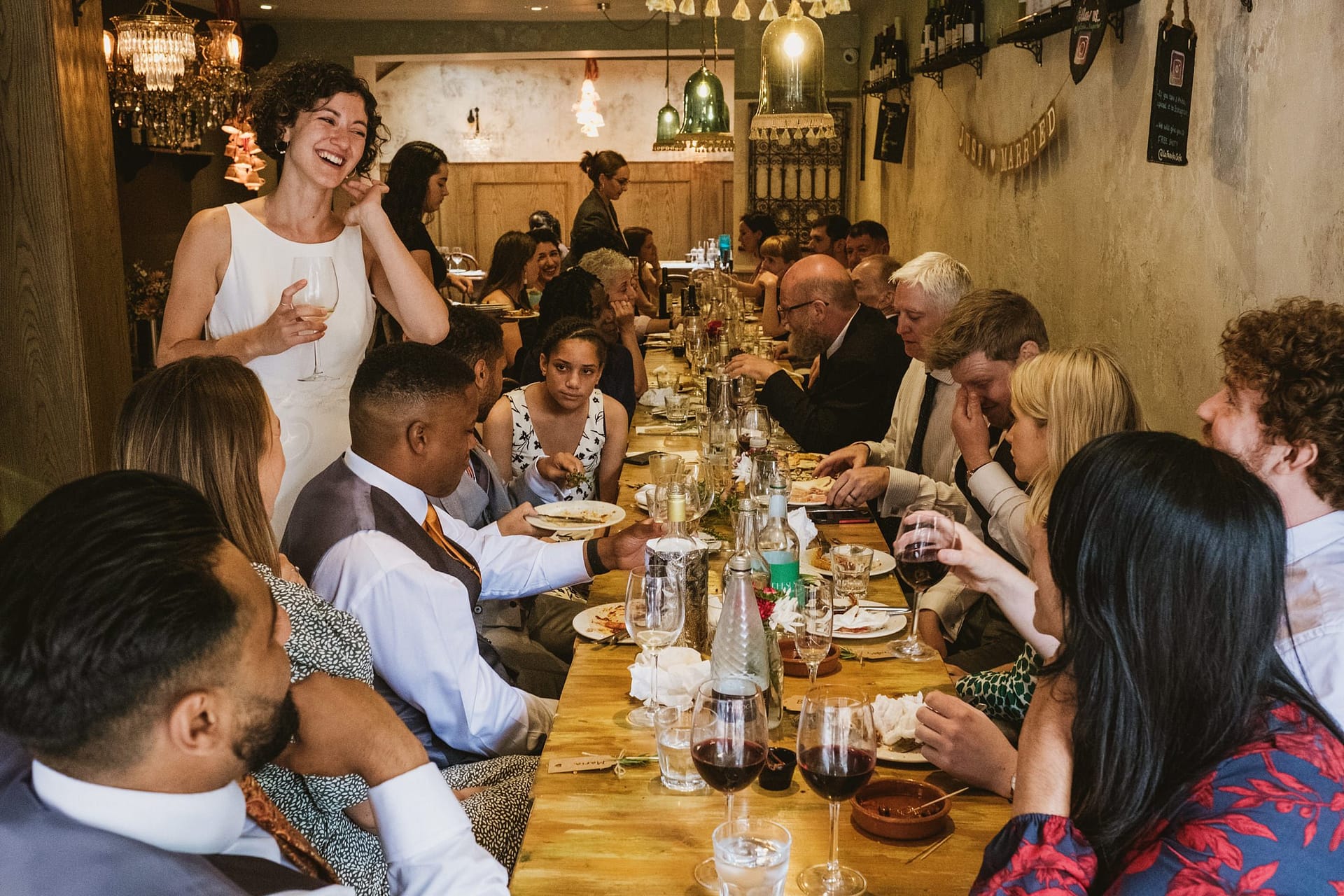 bride talking to wedding guests at La Farola restaurant