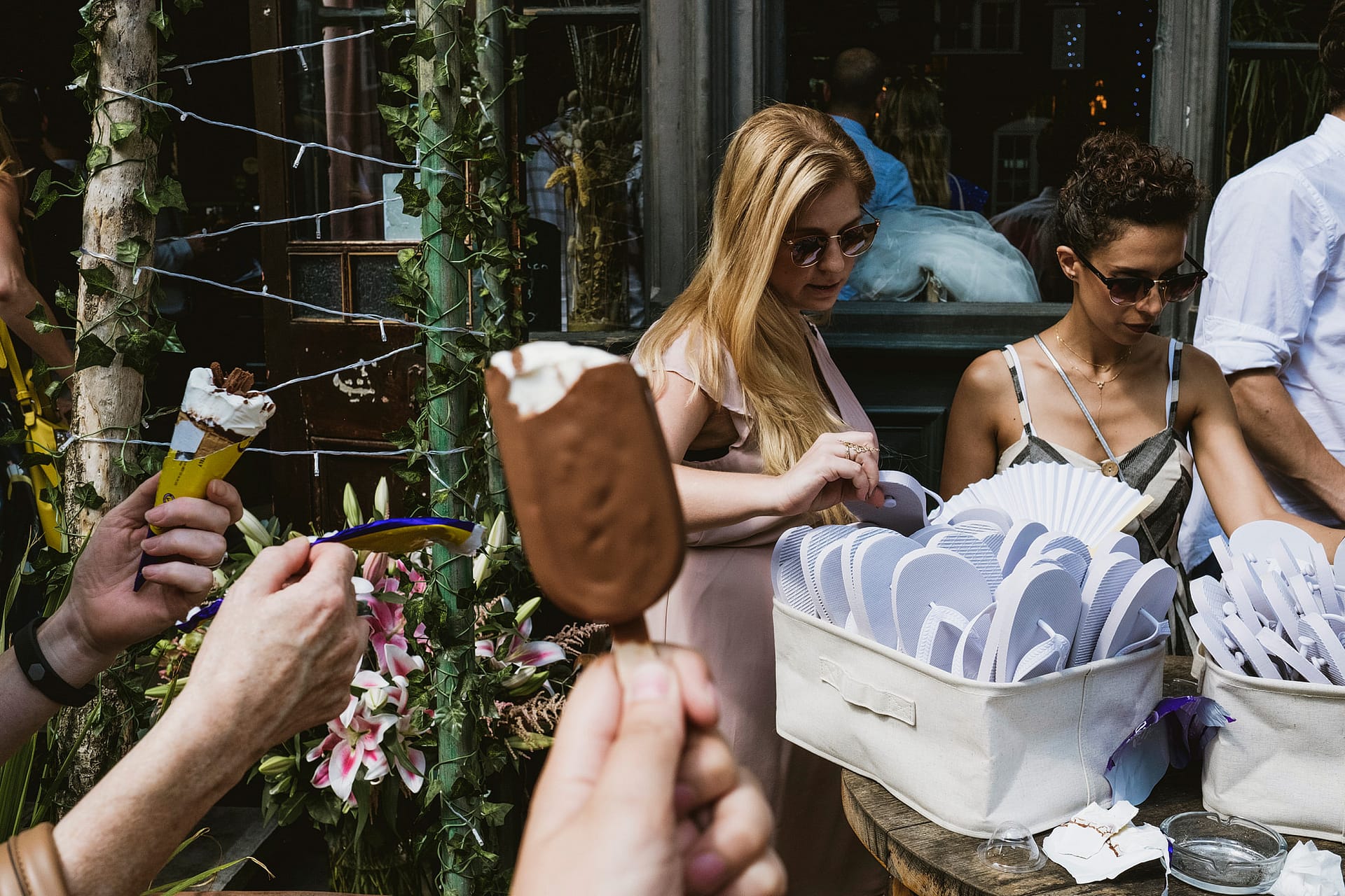 ice creams and flip-flops for weddings!