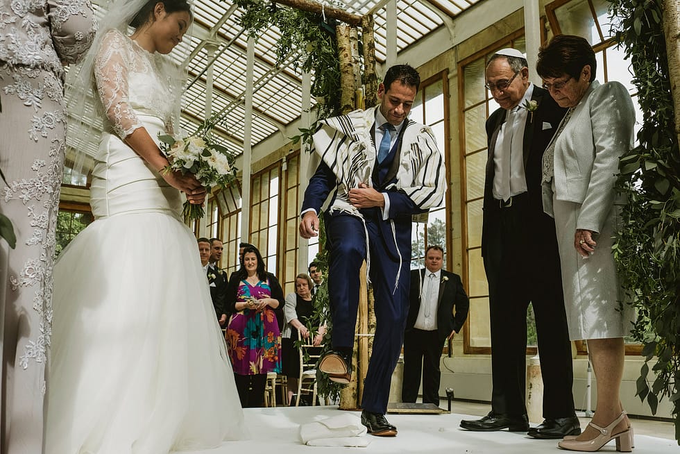 Alternative Documentary Wedding Photography