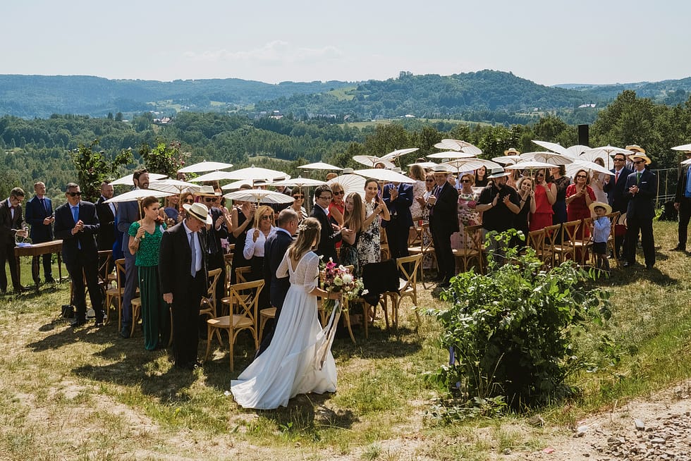 Bride entrance, Villa Love wedding photography
